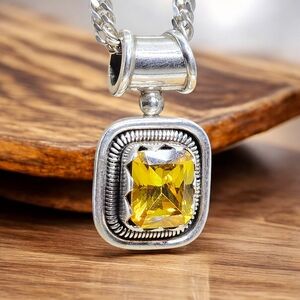 Vintage Mexico Medium Yellow Sterling Silver Pendant Necklace